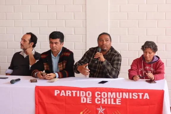 Partido Comunista confirma candidatura de Javier Vega a Gobernador Regional