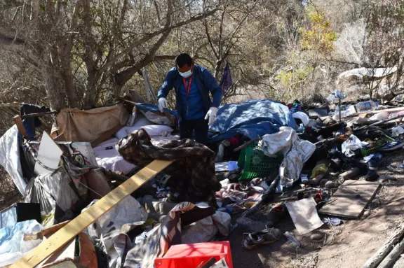 Ejecutan operativo de limpieza y seguridad en ladera sur del parque Coll