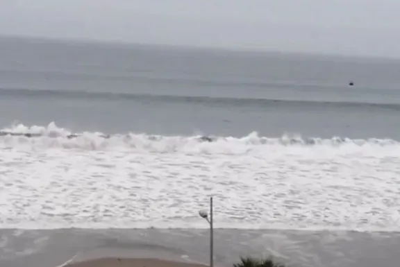 Pronostican marejadas con olas de hasta 4 metros de altura en la Región de Coquimbo
