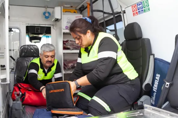 Salamanca y Los Vilos cuentan con nuevas ambulancias SAMU para atenciones de urgencia