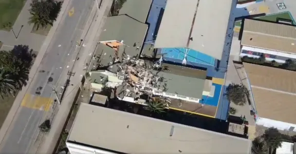 Video da cuenta de magnitud de destrucción tras explosión en liceo de Los Vilos