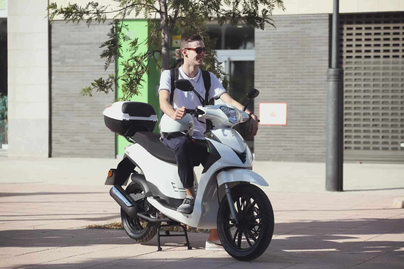 Estrena un scooter urbanita de 125 cc por menos de 1.900 €