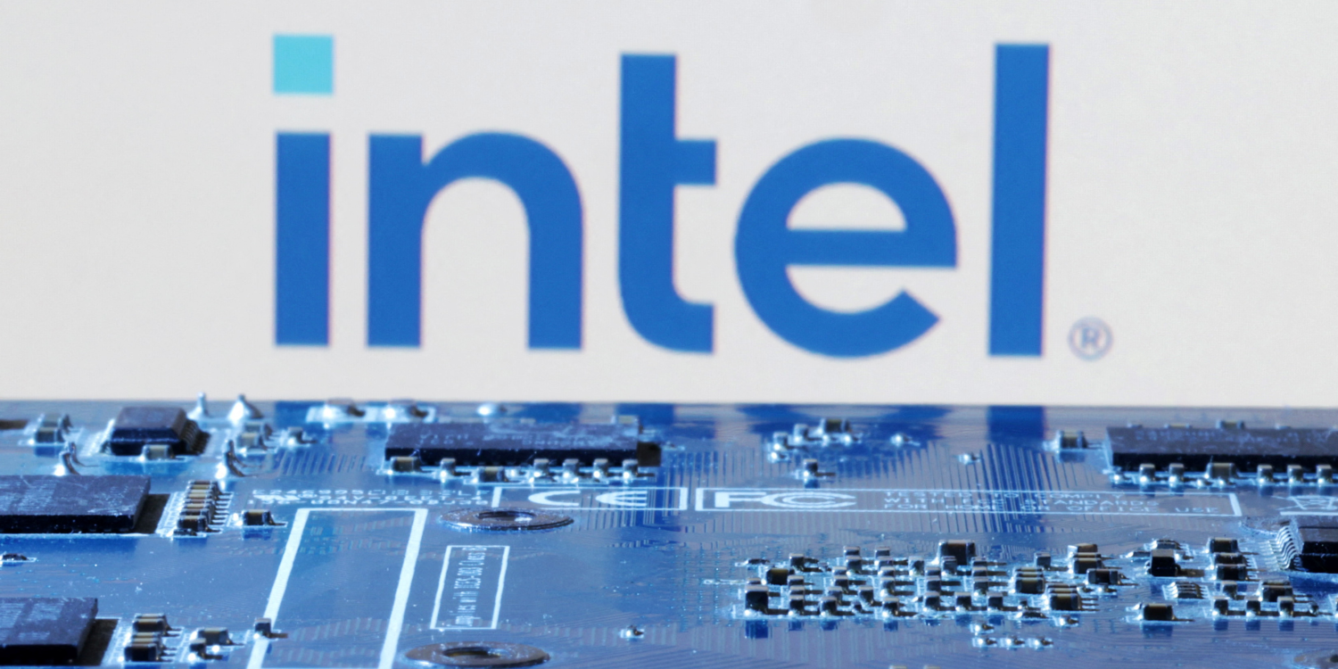 Intel cae tras desvelar una pérdida de 7.000 millones en el negocio de semiconductores
