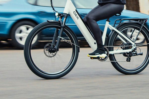 El medio de transporte perfecto es esta ebike plegable de 450 euros con 45 km de autonomía: cabe en cualquier esquina, te ahorras el seguro y el garaje, y no necesitas carnet