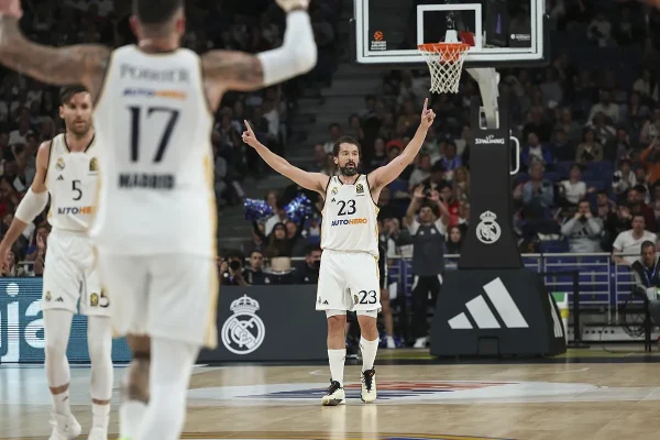 Euroliga: La leyenda triplista de Llull: 624 'mandarinas' para superar a su dolo | Euroliga 2023