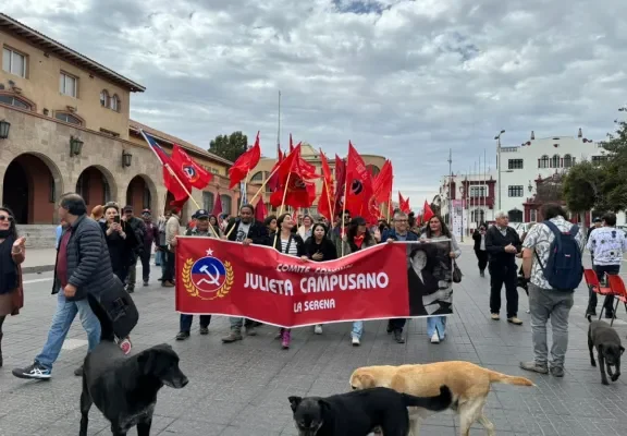 Día del Trabajador: marcha de la CUT avanzó por calles del centro de La Serena