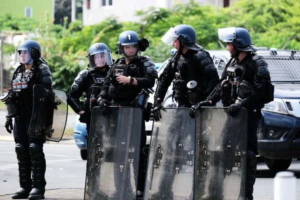 La polica francesa mata a un hombre armado que intentaba prender fuego a una sinagoga en Rouen