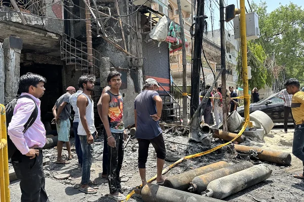 Un incendio en una guardera de capital de la India deja siete bebs muertos