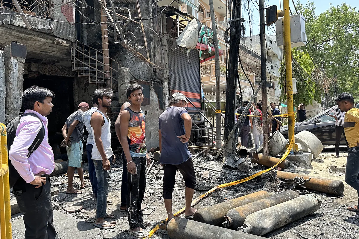 Un incendio en una guardera de capital de la India deja siete bebs muertos