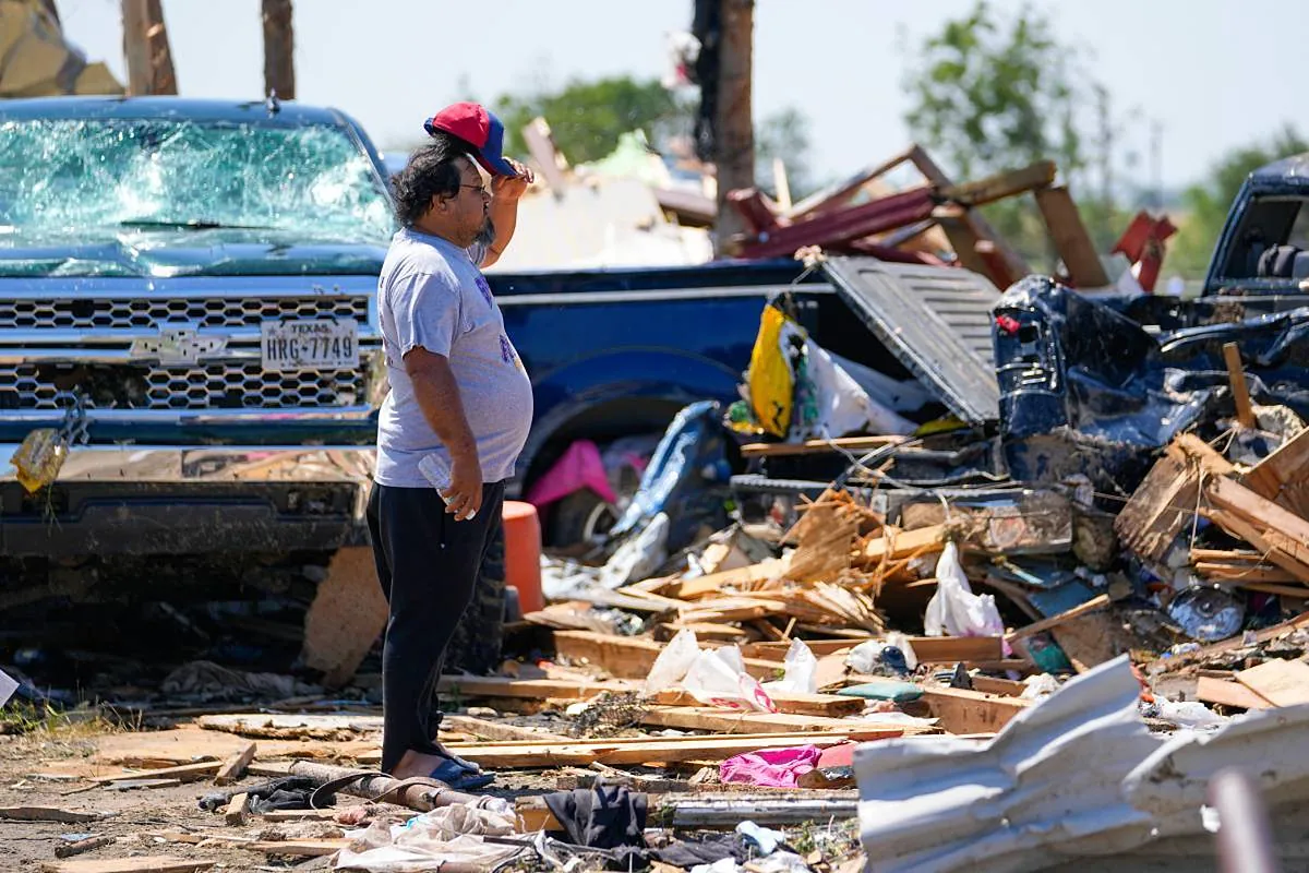 Ascienden a 18 los muertos por los tornados en Estados Unidos
