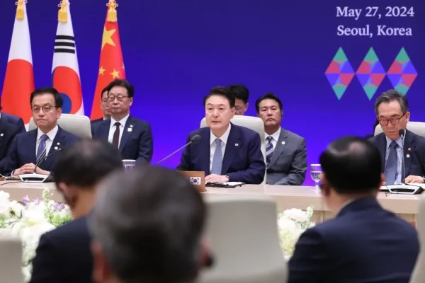 Corea del Sur, Japn y China reactivan la cooperacin en medio de las tensiones militares en la regin