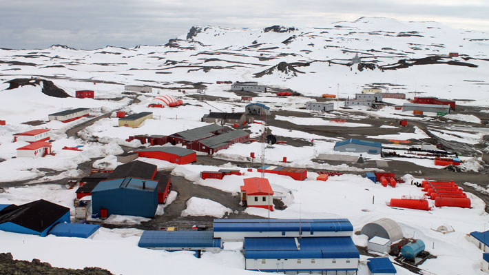 Sesión de Comisión en Antártica suscita molestia en diputados que no viajan