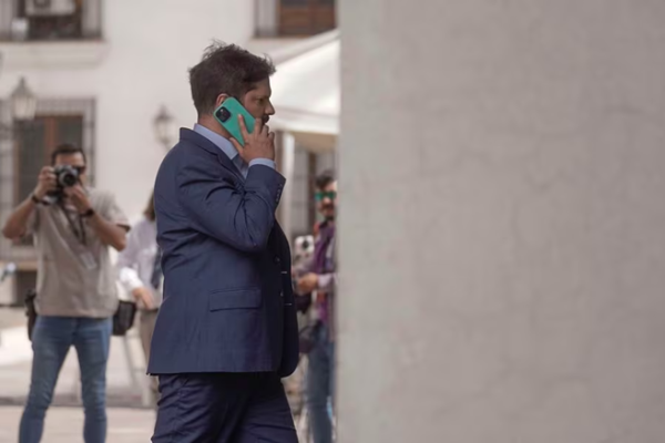 Boric prepara cuenta pública conversando con jefes de partidos oficialistas