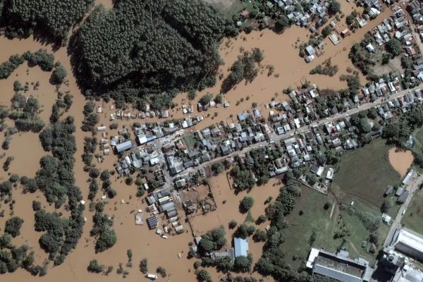 100 muertos y 1.500.000 damnificados por inundaciones en el sur de Brasil - El Diario