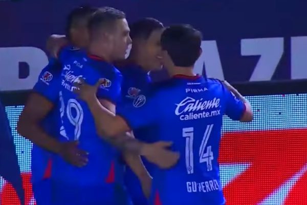 Cruz Azul a toda máquina