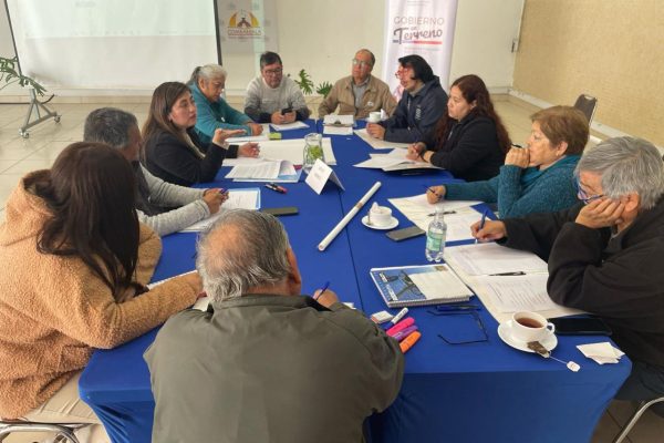 Ciudadanos dialogaron en mesas de trabajo sobre principales necesidades de la provincia de Limarí