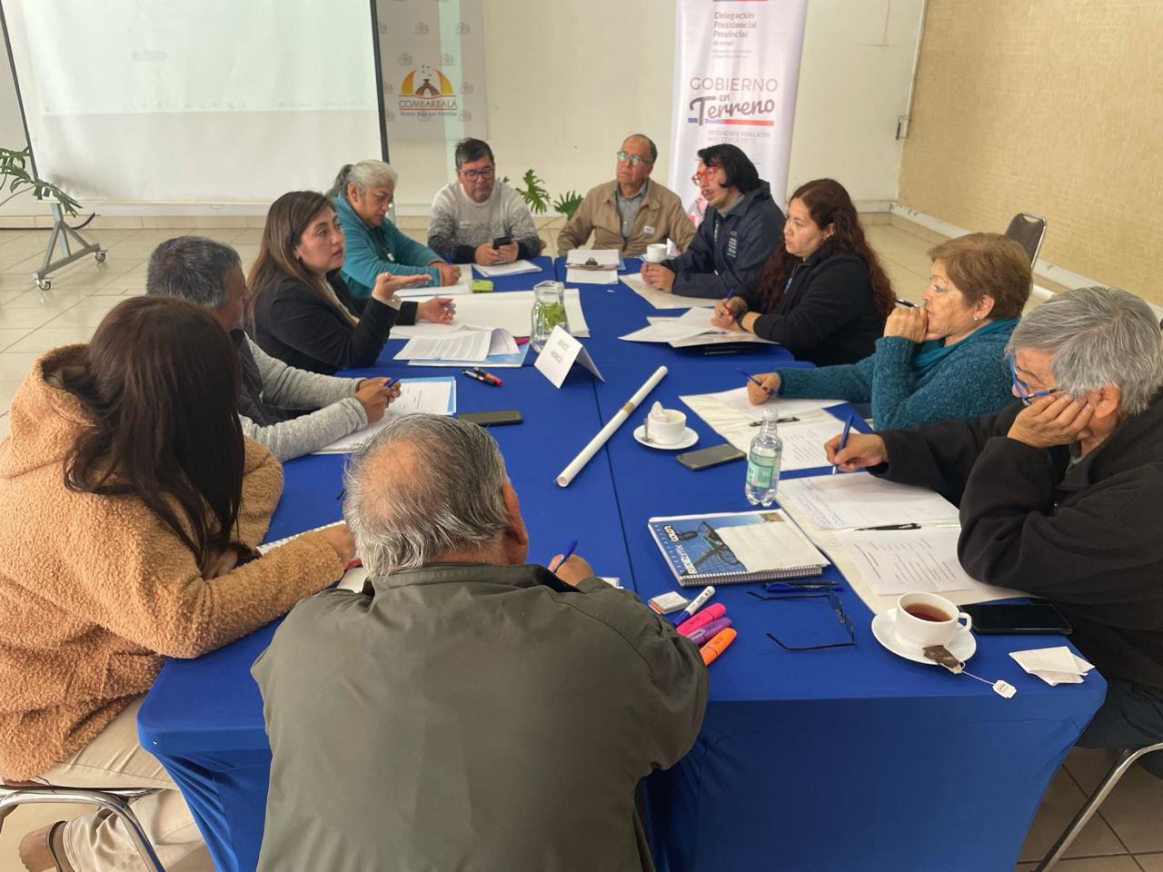 Ciudadanos dialogaron en mesas de trabajo sobre principales necesidades de la provincia de Limarí