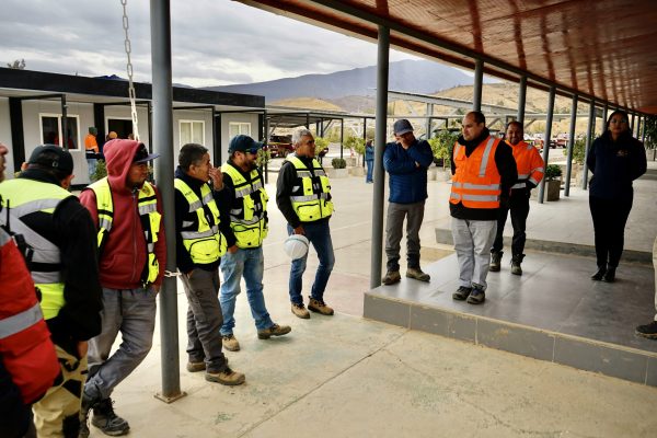 Alcalde de Combarbalá visita Proyecto Minero “El Espino”