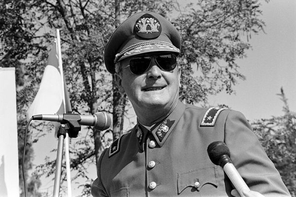 Fallece Bruno Siebert, general de ejército, exministro de Pinochet y exsenador de RN