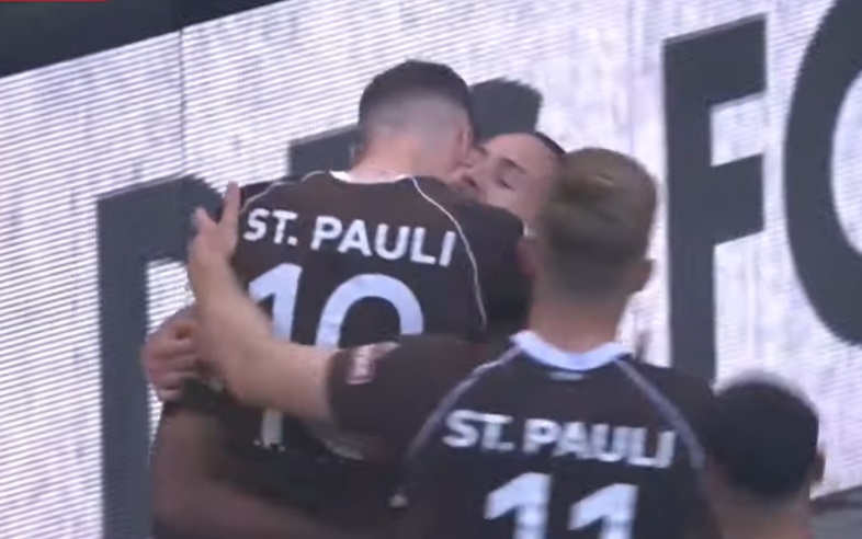 El mítico St. Pauli ascendió en Alemania después de 13 años