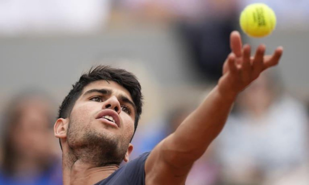 Alcaraz a octavos de Roland Garros tras gran partido contra Korda – Diario Deportivo Más