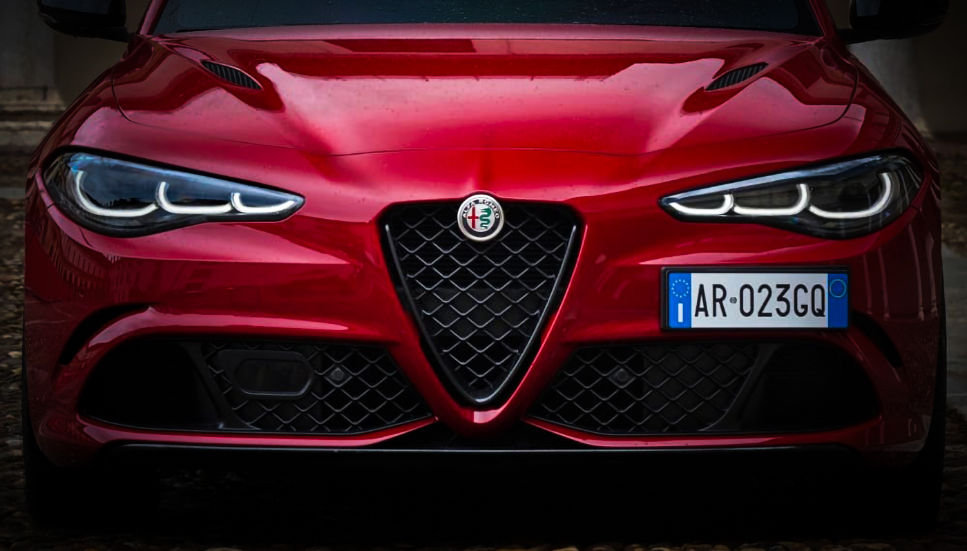 El adiós definitivo a uno de los elementos de diseño más identificativos de los Alfa Romeo por culpa de la regulación europea