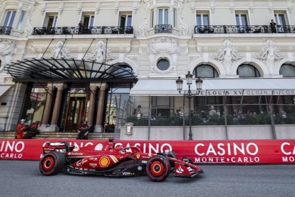 Charles Leclerc se luce en casa y se adjudica la igualada pole en Mónaco