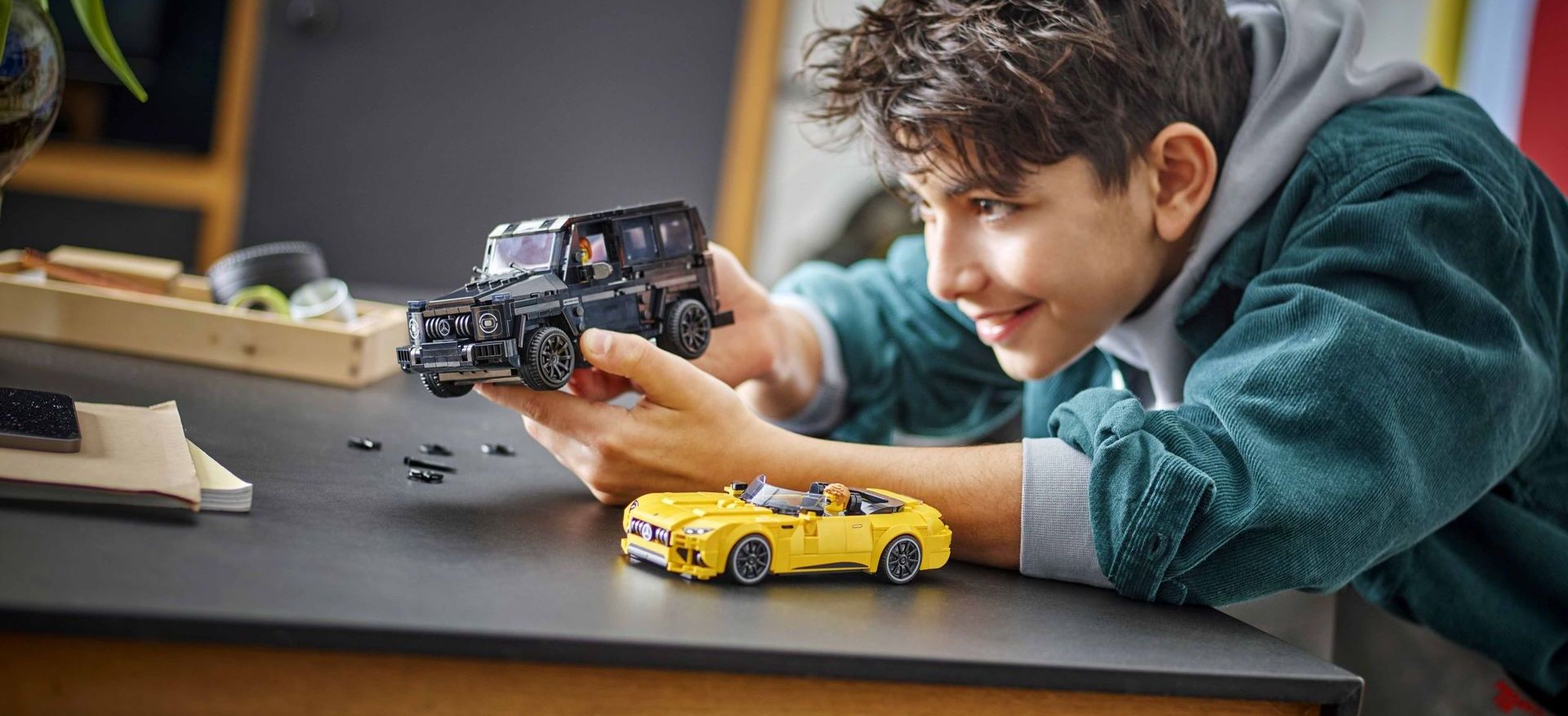 Mercedes Clase G, el F1 de Alonso... haz hueco a los próximos Speed Champions en tu garaje de LEGO