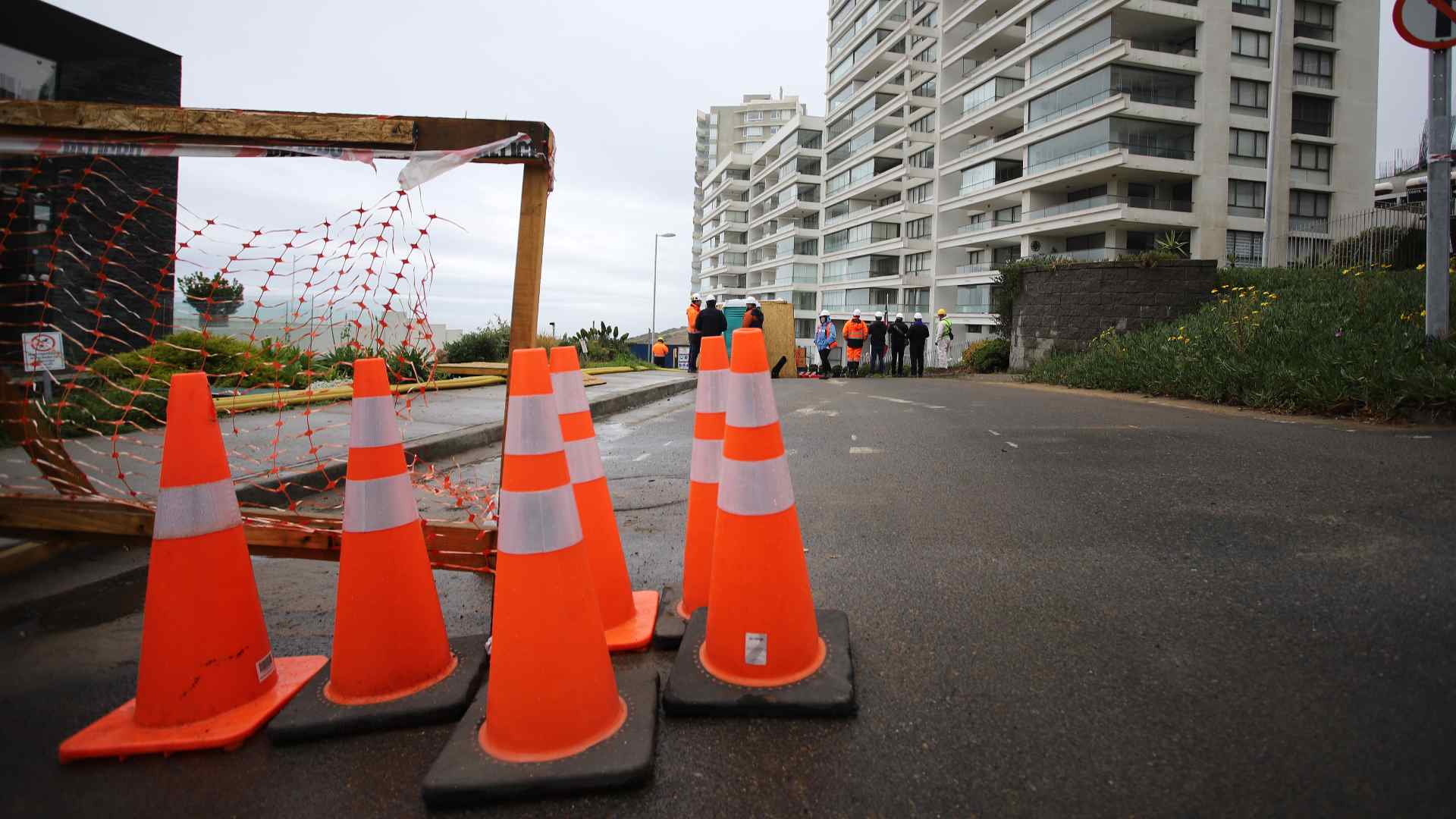 Socavón en Euromarina II de Reñaca: vecinos denuncian que habían alertado a las autoridades