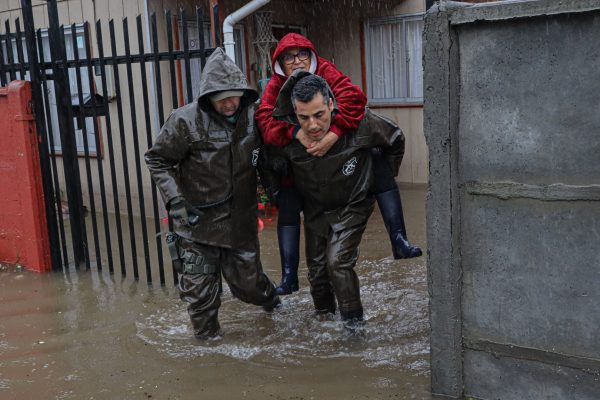 Senapred informó de 11 mil damnificados por sistema frontal