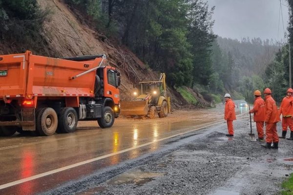 A cuatro aumentaron los puestos de mando que constituyó el Comando de Emergencia Meteorológica de CMPC