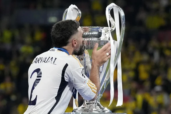 Champions: El destino de Carvajal hacia la sexta de Gento y el cambio tctico de Ancelotti: "Salimos vivos... Y aqu est" | Champions League 2023