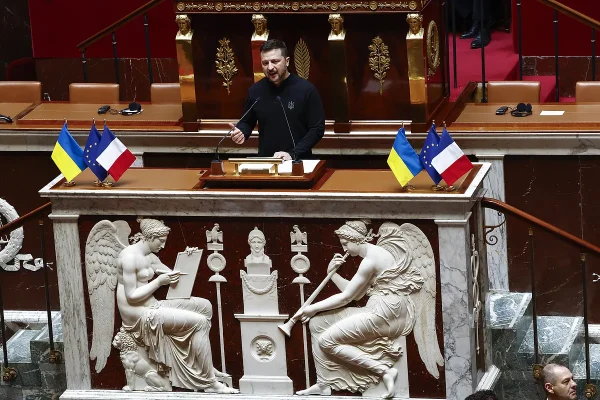 Volodimir Zelenski, en la Asamblea francesa: "Europa ya no es un continente de paz"