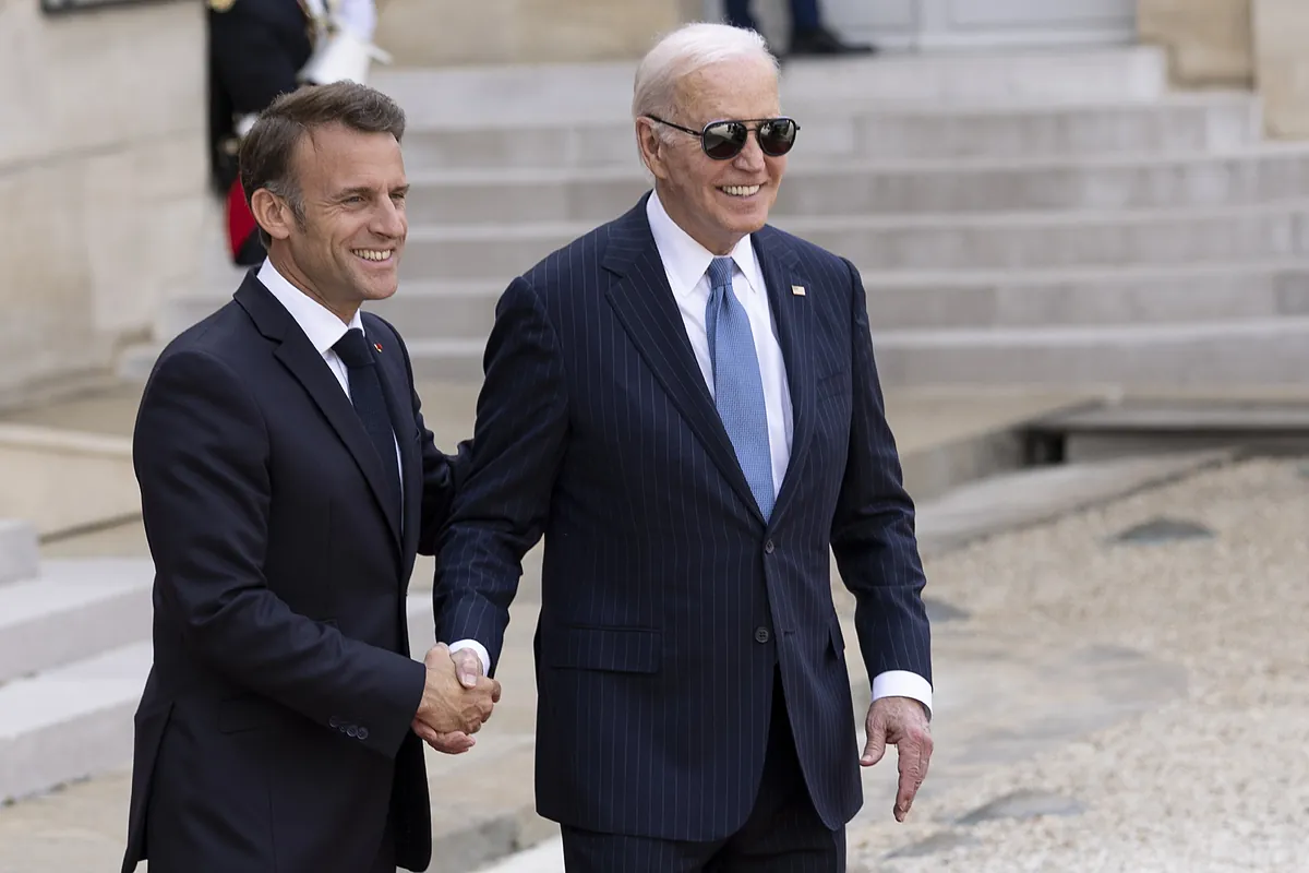 Biden y Macron, en Pars: "Estaremos al lado de Ucrania, no le daremos la espalda"