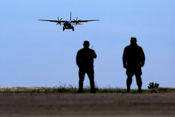 Un avin militar ruso viola el espacio areo sueco