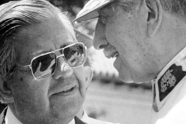 Documentos inéditos de EEUU sobre dictadura: "en Chile hay tres fuentes de poder: Pinochet, Dios y la DINA"