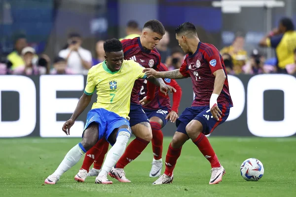 Brasil decepciona en su debut en la Copa Amrica y se estrella contra el muro de Costa Rica