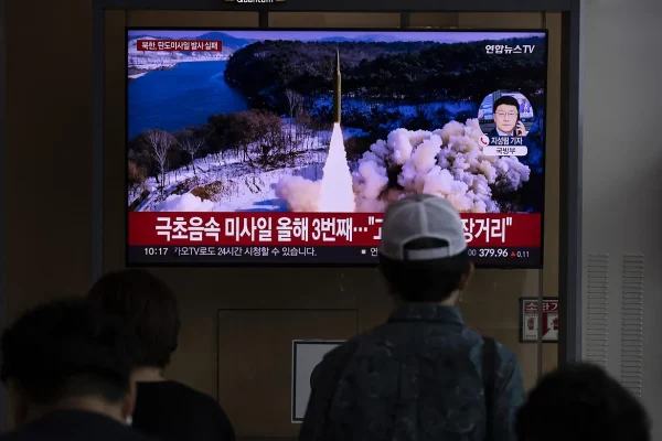 Estalla un presunto misil hipersnico de Corea del Norte en pleno vuelo
