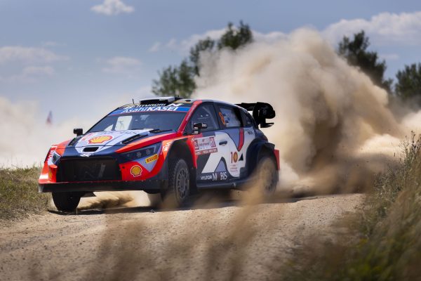 Rally de Polonia: Ott Tänak primer líder y Kalle Rovanperä se descarta de la lucha por la victoria