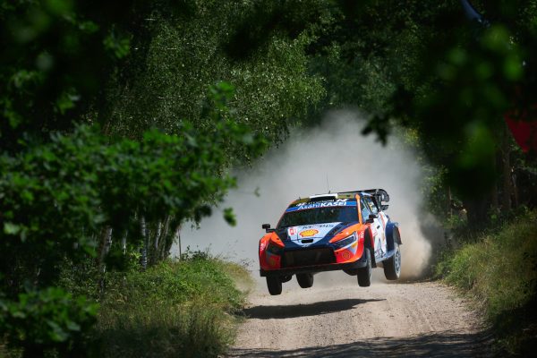 Rally de Polonia: los Hyundai comienzan el shakedown mandando en territorio Toyota