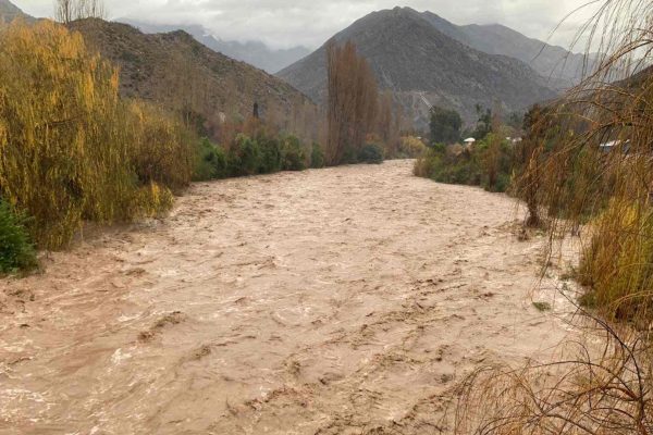 Senapred pide evacuar sector en Concón