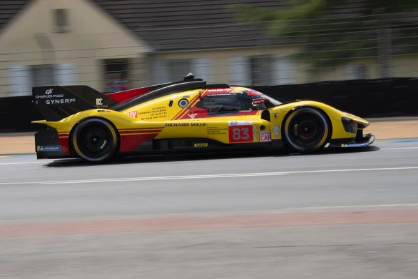 Ferrari, Porsche y Toyota se perfilan como favoritos en las 24 Horas de Le Mans tras la 'Golden Hour'