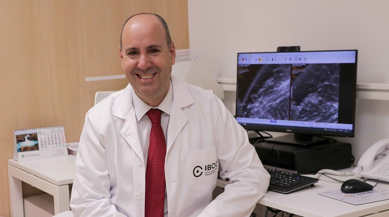 Dr. Javier Cortés: “Hemos mejorado de forma muy llamativa la supervivencia de las pacientes con cáncer de mama HER2+ metastásico”