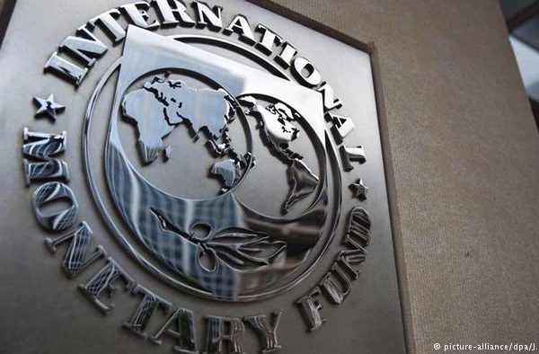 FMI da su “beneplácito” a nuevas reformas del Gobierno argentino