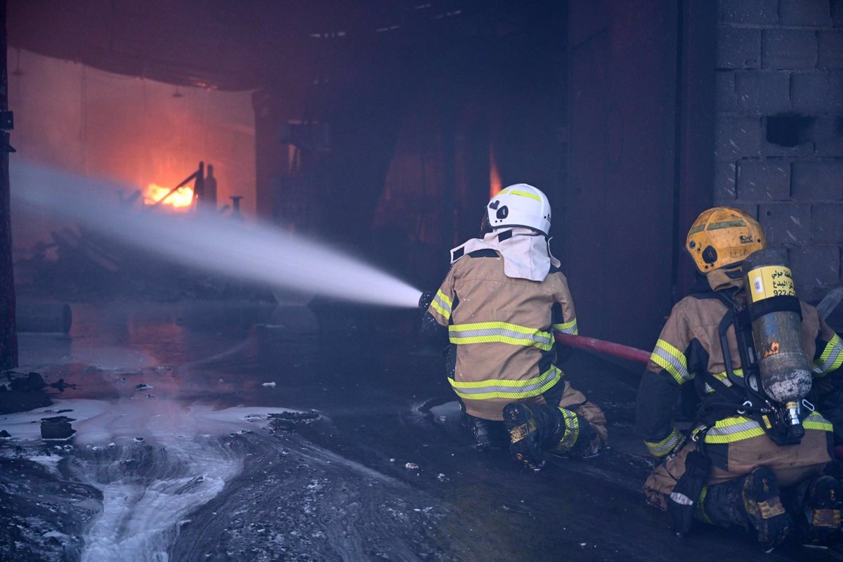 Cuatro adultos y dos menores fallecen en incendio en Renca