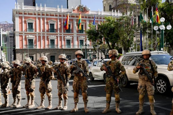 Intento de golpe de Estado en Bolivia: los militares rebeldes empiezan a replegarse