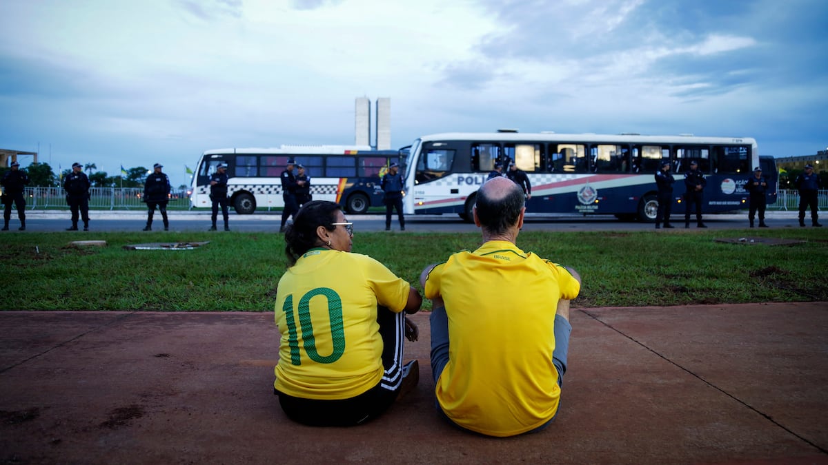 El Gobierno de Milei entrega a Brasil la lista de los bolsonaristas fugados tras el intento golpista