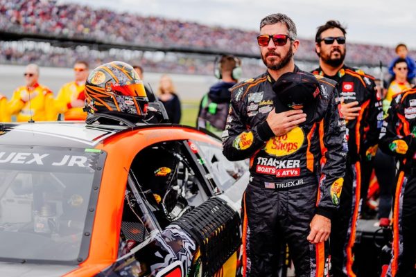Martin Truex Jr. anunció su retiro como piloto de tiempo completo en la NASCAR Cup Series