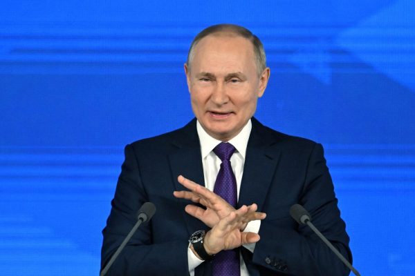 Putin nombra al nuevo embajador de Rusia en Chile