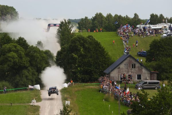 Rally de Polonia: Kalle Rovanperä nuevo líder con tres pilotos en 2,2 segundos